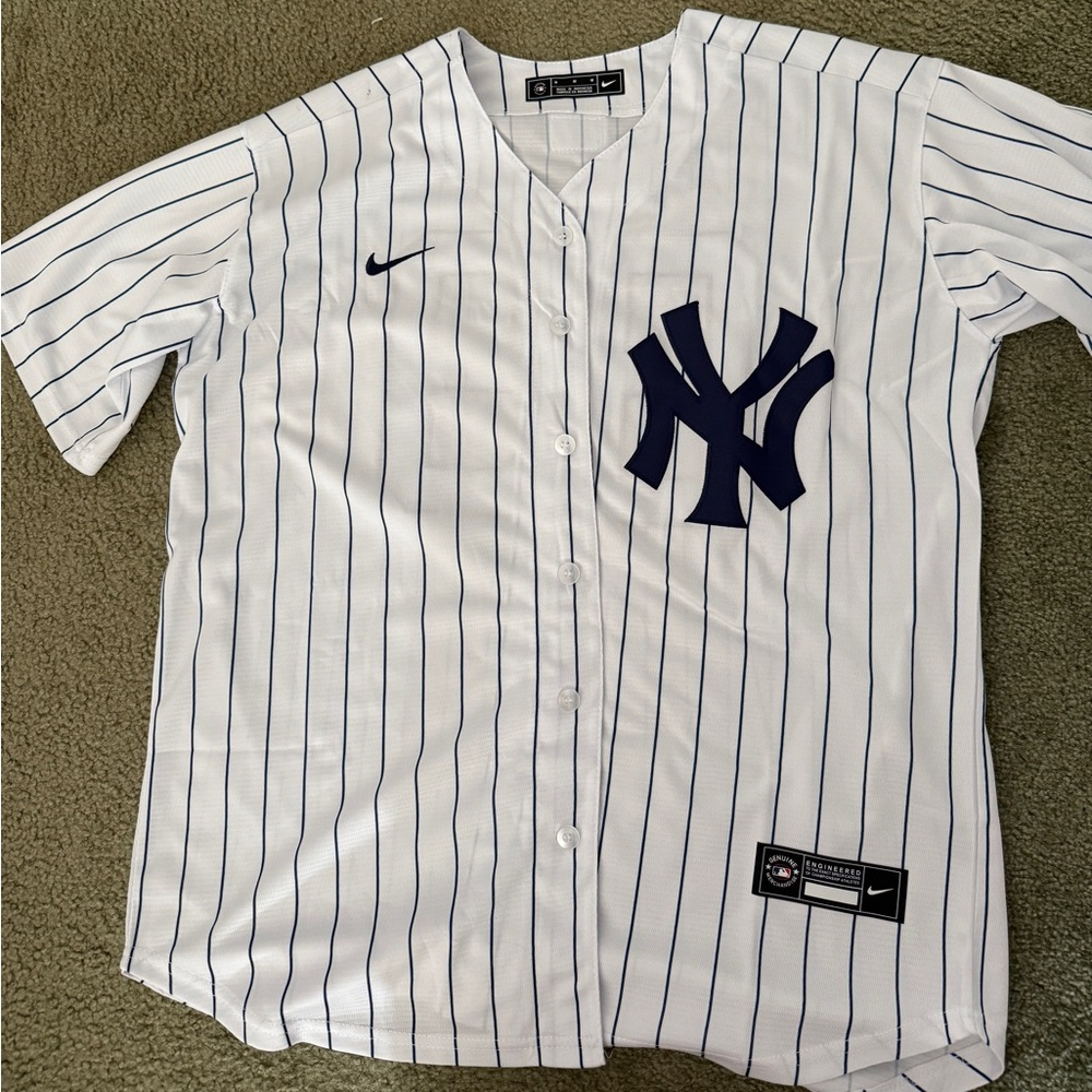 NWT Nike Aaron Judge jersey